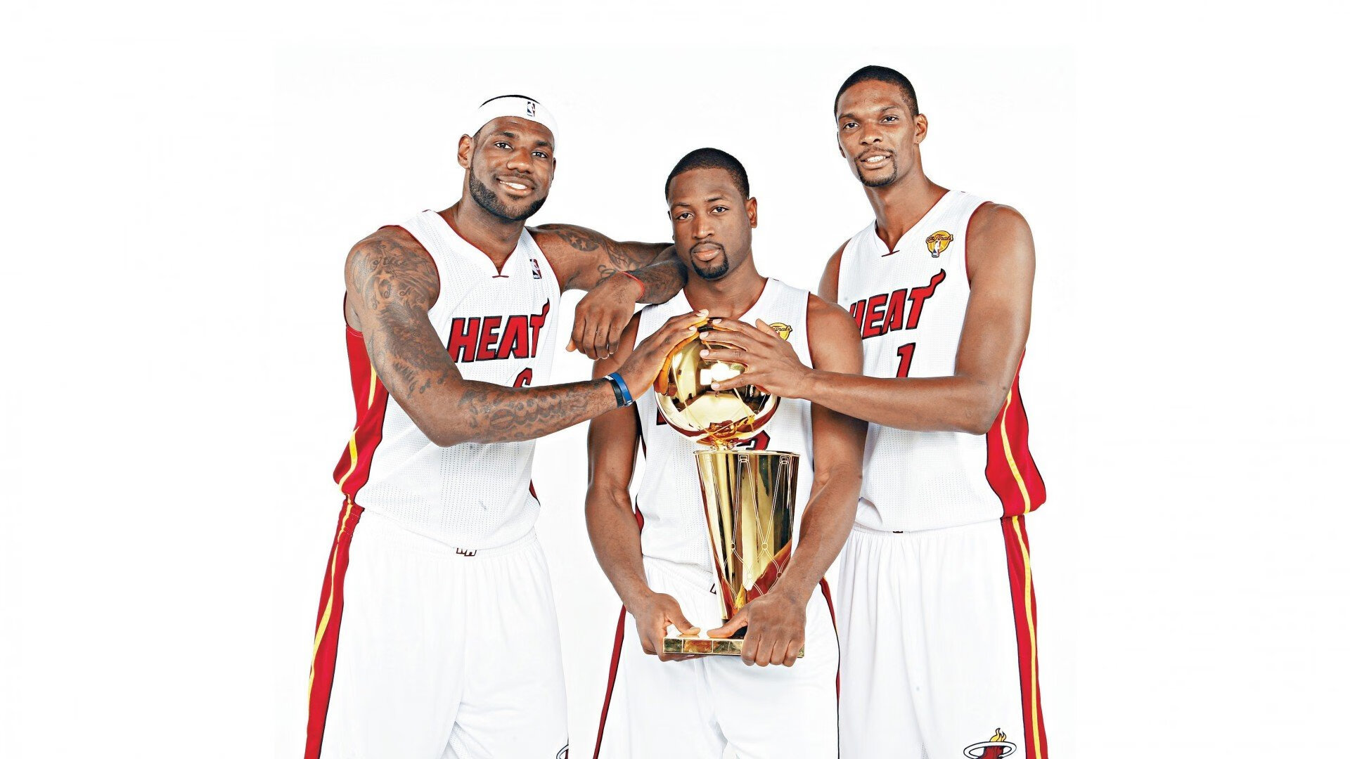 《王者荣耀》“荣耀之门”,冠军队伍全力冲刺!